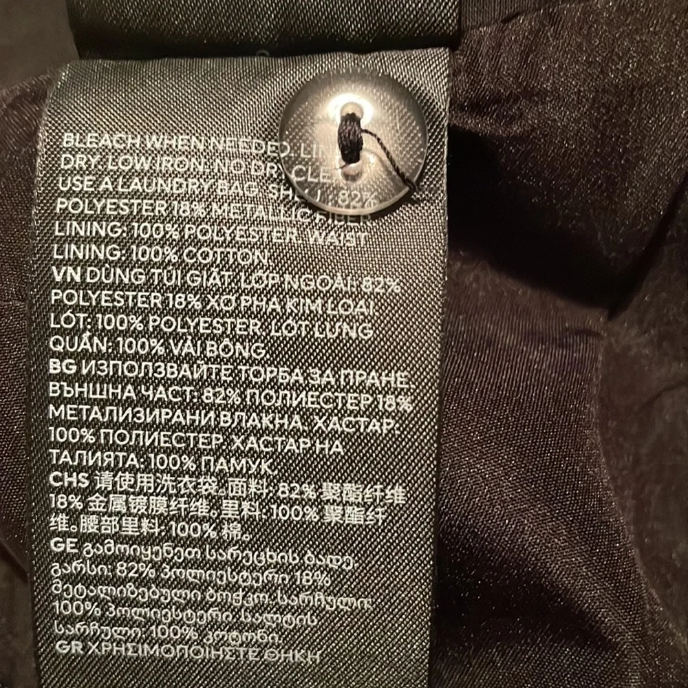 H&M silver shiny mini skirt. Size8 I put it with a shirt I’m selling too see 👀 - Picture 8 of 11